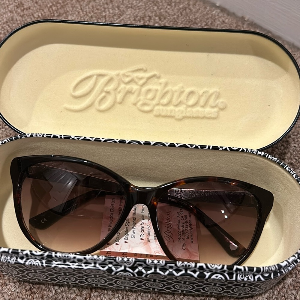 Brighton sunglasses with box